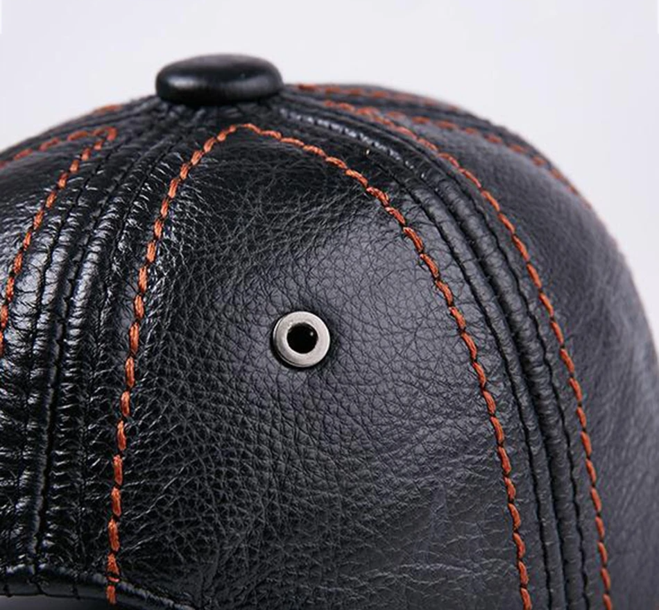 Snapback Style: Genuine Leather Cowhide Baseball Cap for Men - Adjustable, Ideal for Autumn and Winter