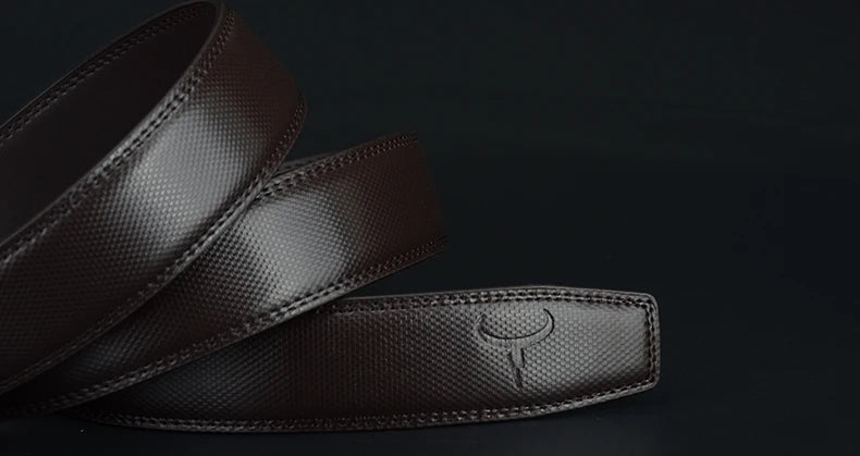 Experience sophistication with our Genuine Cow Leather Belt featuring an Automatic Buckle