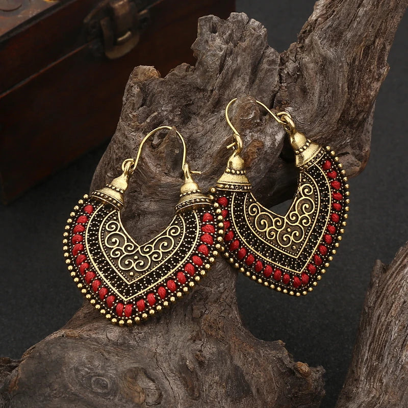 Vintage Heart-Shaped Bohemian Earrings: Stylish Handmade Women's Jewelry