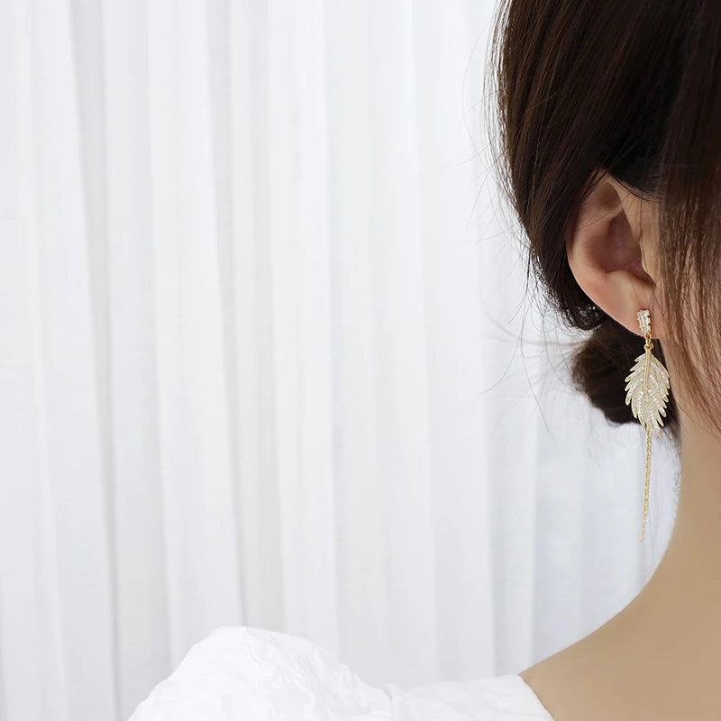 Stylish Gold Leaf Tassel Drop Earrings for Women