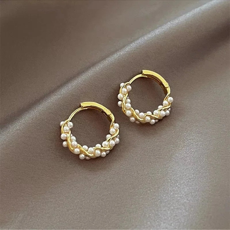 Simple Versatile Pearl Earrings