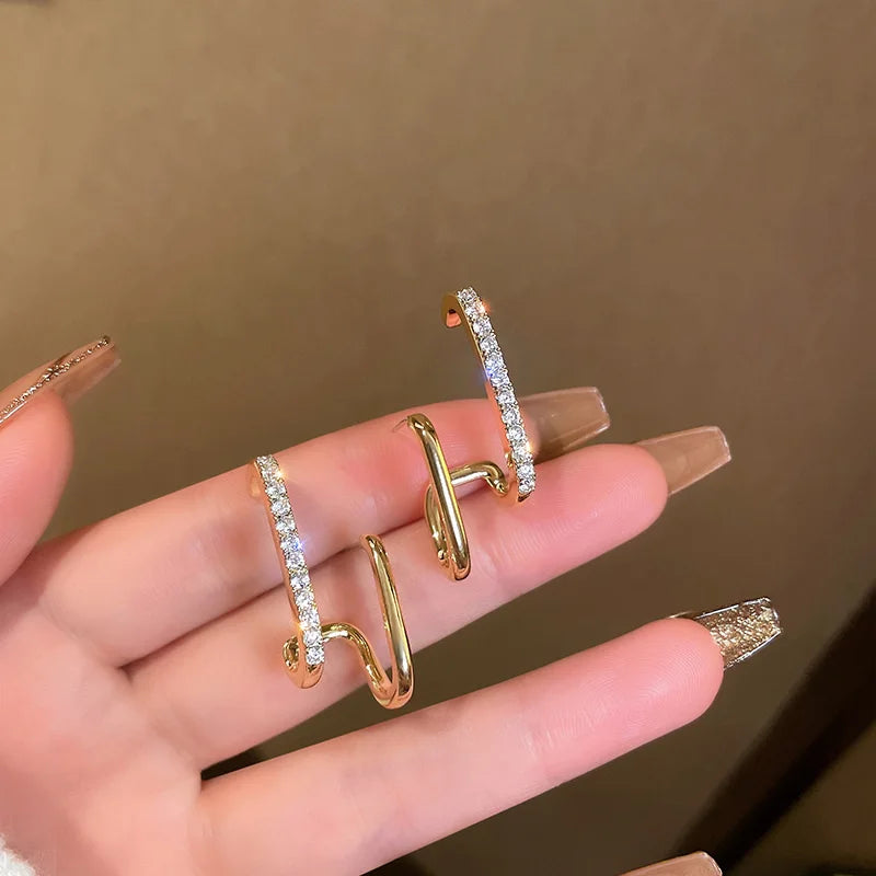 Luxury Crystal Claw Stud Earrings