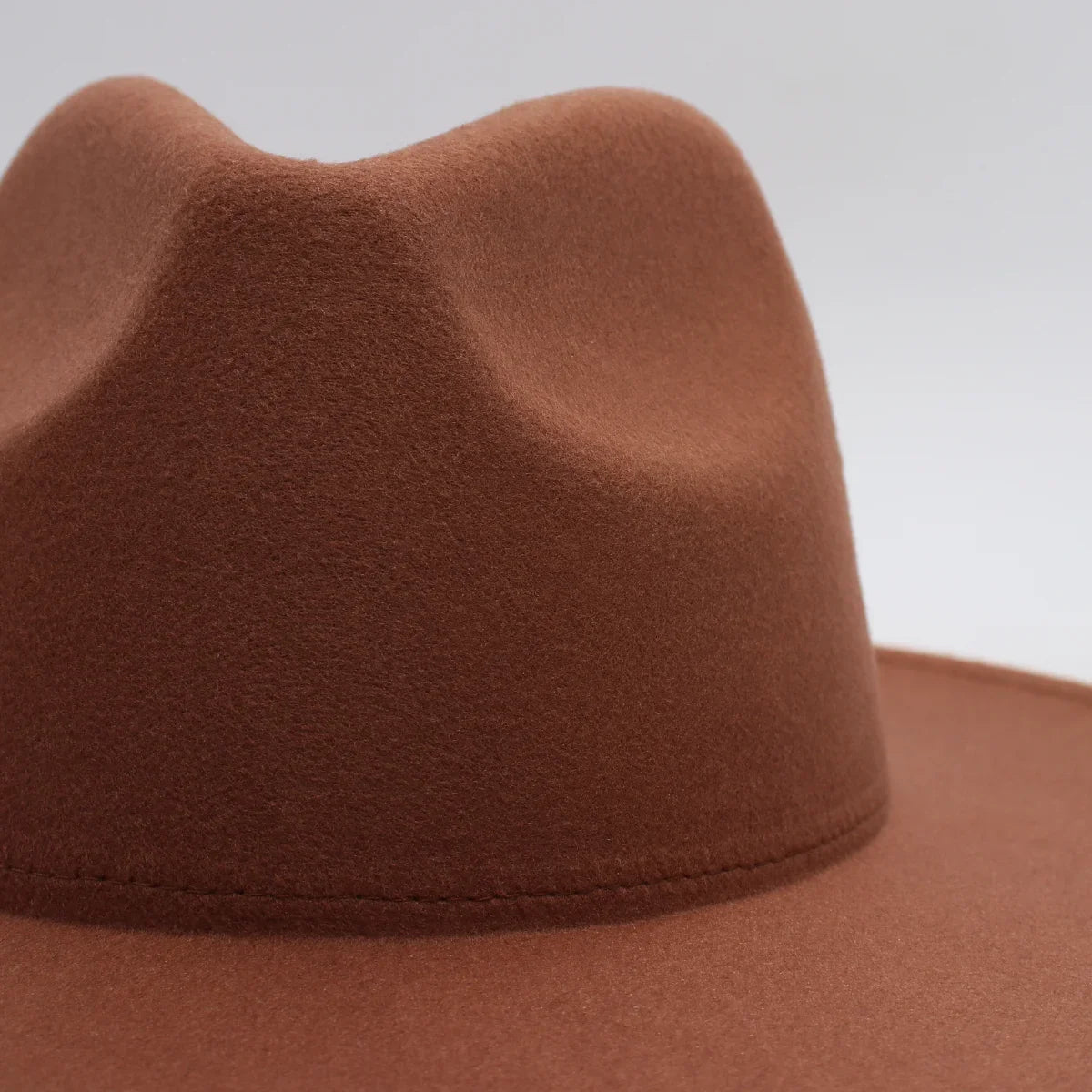 Vintage Felt Hats for Men: 9.5cm Large Brim Classic Fedoras in Simple British Style Jazz Hats