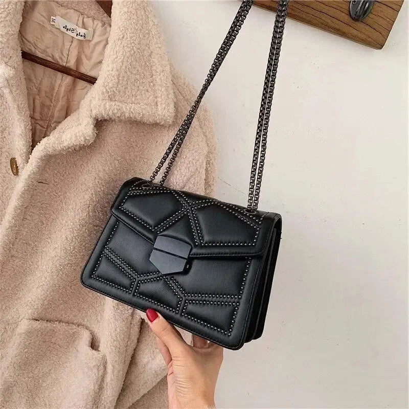 Vintage Rivet Chain Small Shoulder Bag for Women: PU Leather Flap Crossbody Handbag
