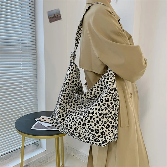 Fashionable Casual Leopard Shoulder Bag: Totes and Handbags for Women