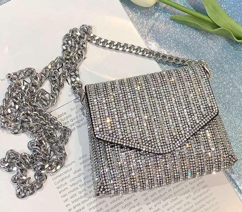 Luxury Women's Dinner Clutch: Trendy Water Diamond Versatile Clutch