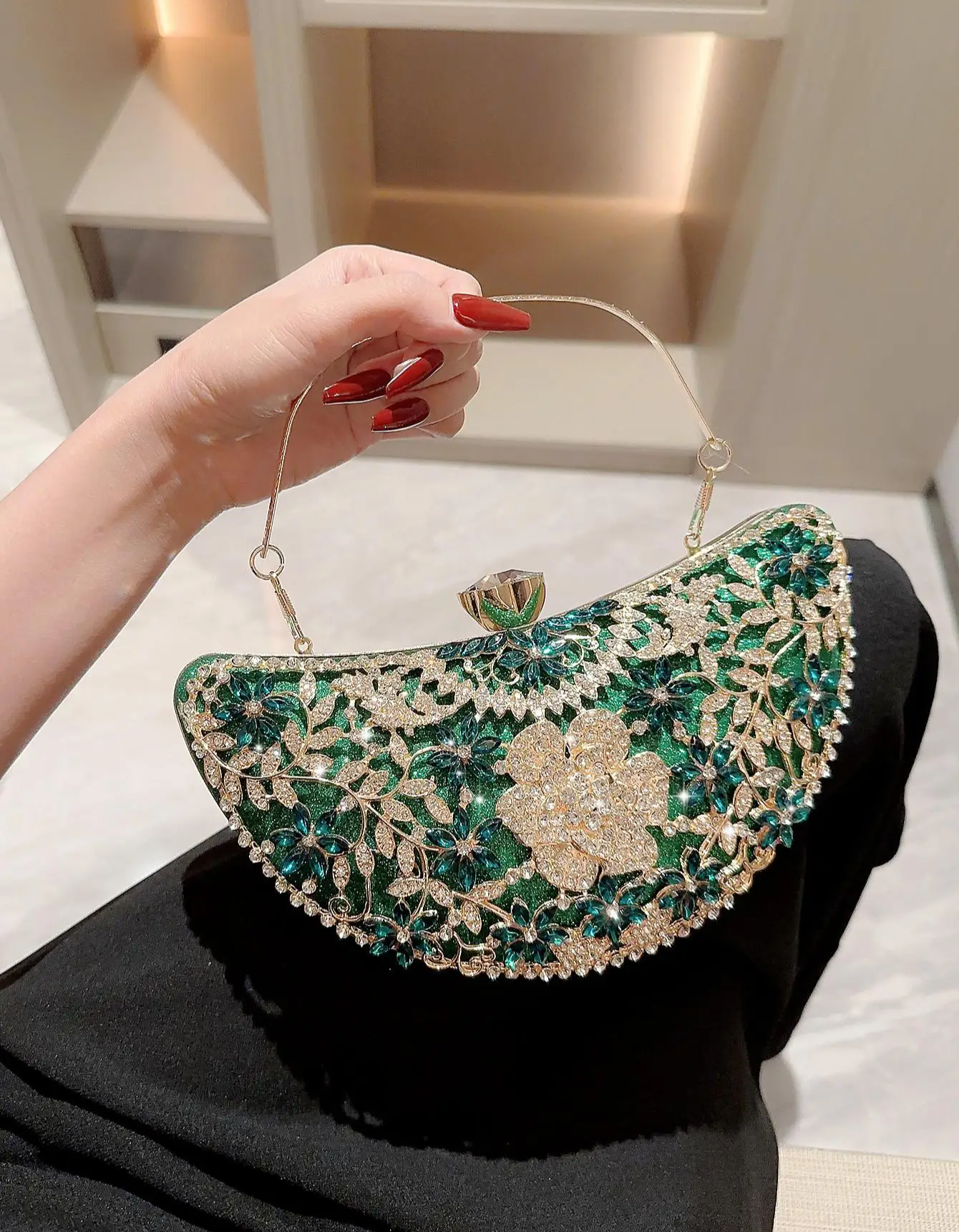 Women's Luxurious Evening Clutch with Crystal Flower: Perfect for Wedding, Parties, and Dinner